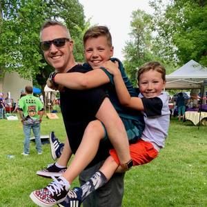 Meet your Posher, Todd